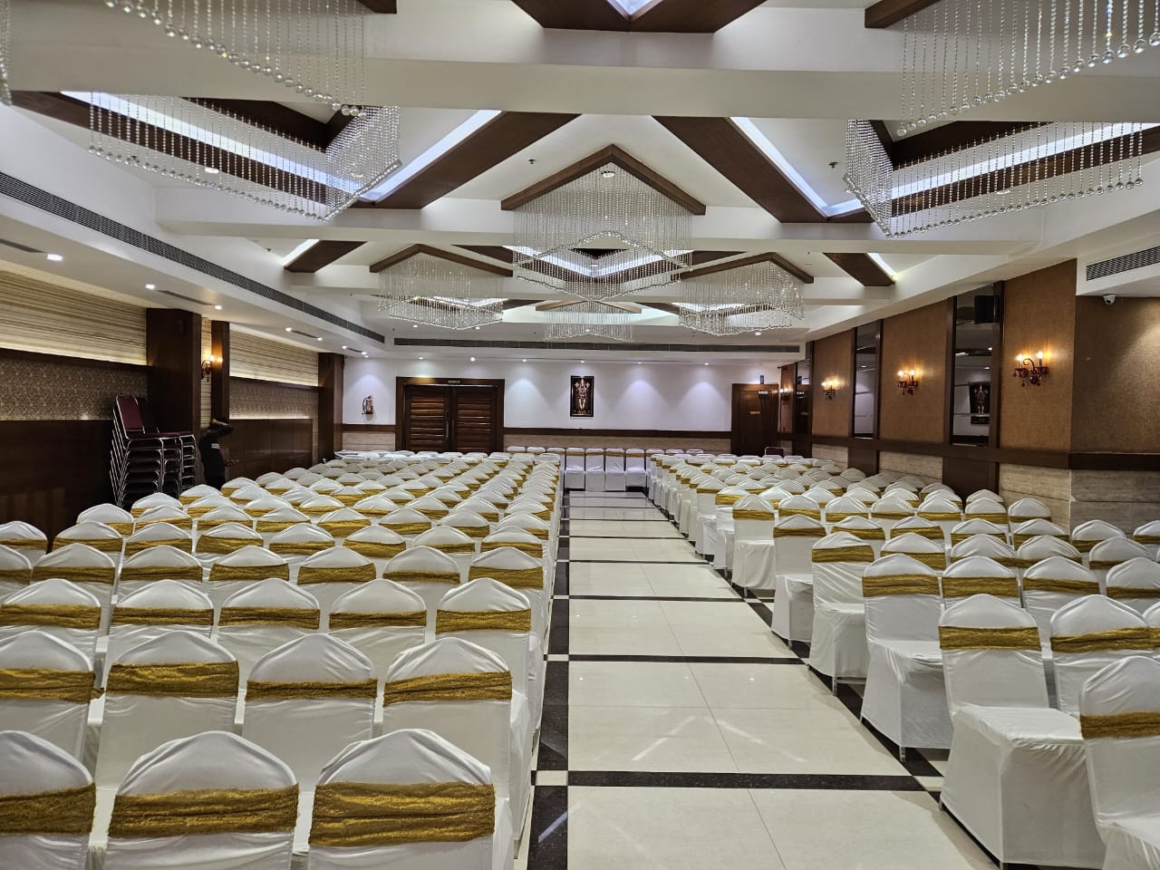 RNest Banquets event